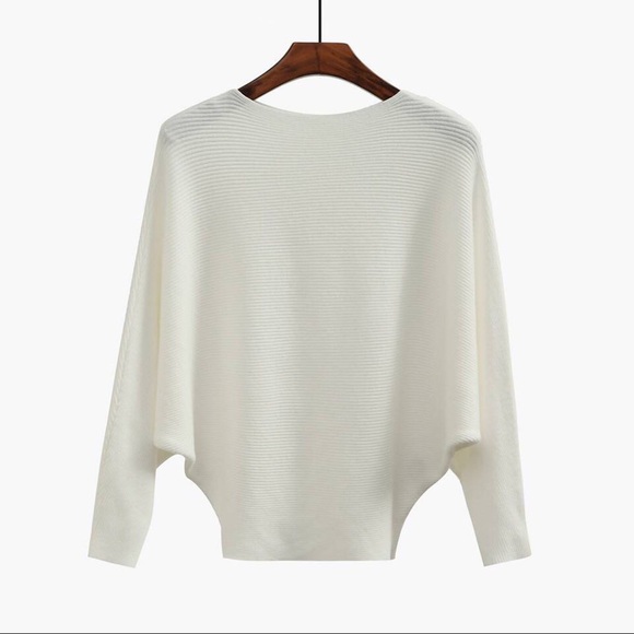 Dolman Sleeves Knit Top - Picture 10 of 10